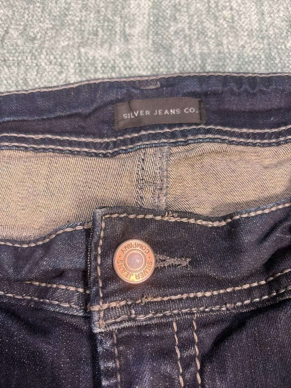 NWT Silver Jeans Co. Suki Curvy Fit Mid Rise Slim Boot Jeans SZ20W L33 - Picture 2 of 8